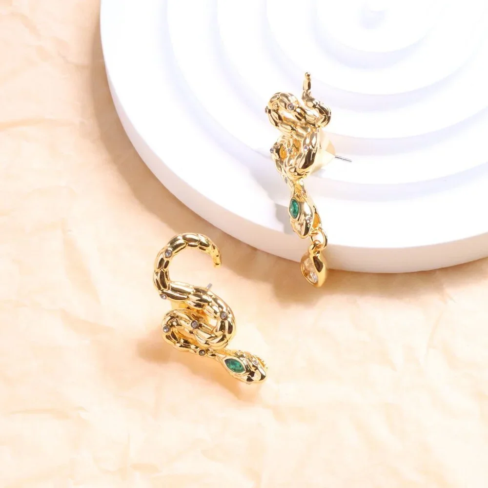 Alexis Bittar - Serpent Crystal Drop Earrings Gold - Picture 2 of 2